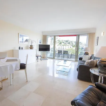 Appartement Entierement Equipe De 105 M2 Avec Vue Mer Et Collines